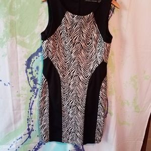 Ivanka Trump dress size large